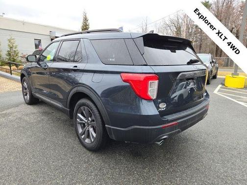 Stone Blue Metallic 2022 Ford Explorer XLT