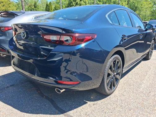 Deep Crystal Blue Mica 2026 Mazda Mazda3 2.5 S Select Sport