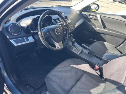 2013 Mazda Mazda3 i Touring