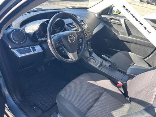 2013 Mazda Mazda3 i Touring