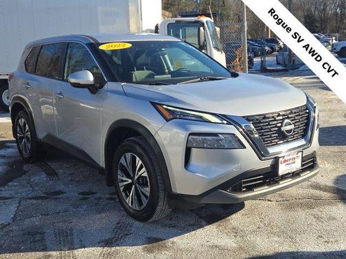2022 Nissan Rogue SV