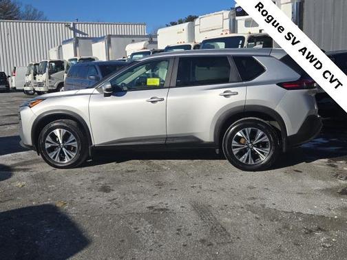 2022 Nissan Rogue SV