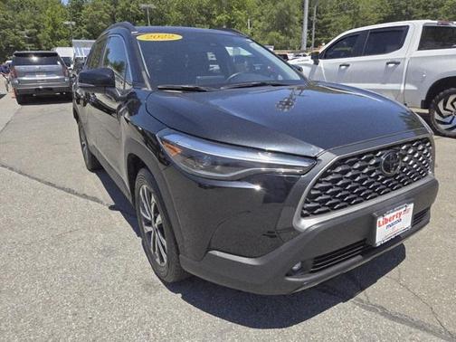 2022 Toyota Corolla Cross XLE