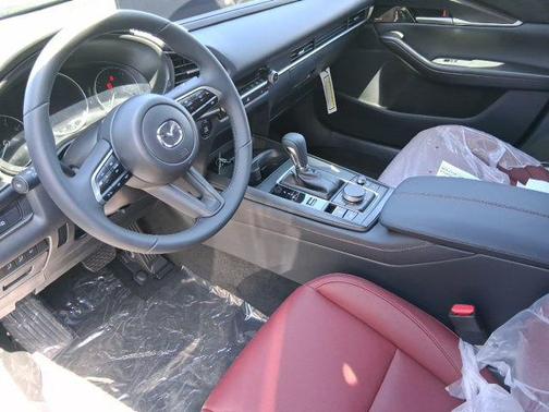 Polymetal Gray Metallic 2026 Mazda CX-30 2.5 S Carbon Edition