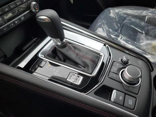 2025 Mazda CX-5 Carbon Edition