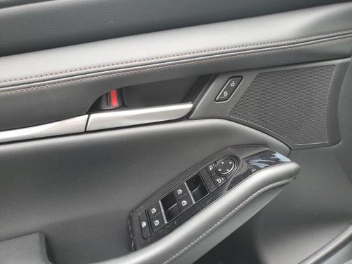 2025 Mazda Mazda3 FWD w/Select Package