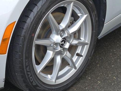 2016 Mazda MX-5 Miata Sport