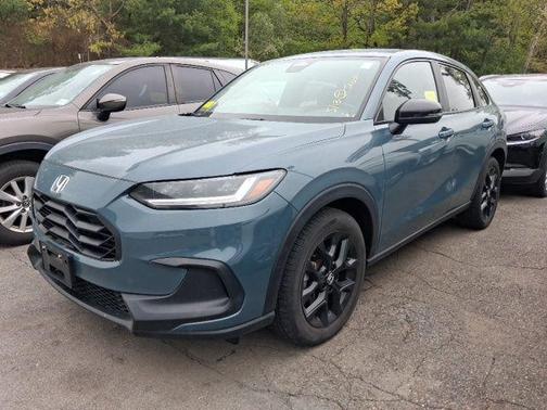 Nordic Forest Pearl 2025 Honda HR-V AWD Sport