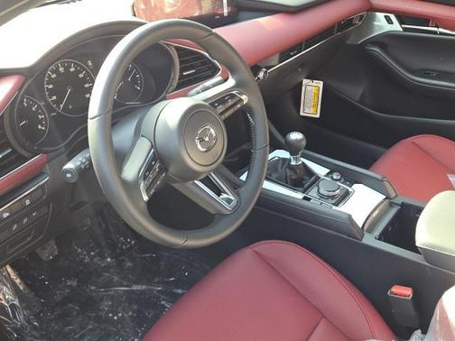 2026 Mazda Mazda3 FWD w/Premium Package