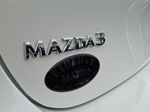 Snowflake White Pearl Mica 2026 Mazda Mazda3 FWD w/Premium Package