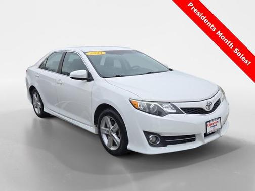 2014 Toyota Camry XLE