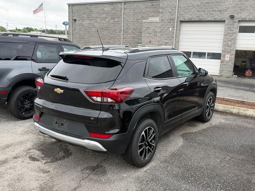 Mosaic Black Metallic 2025 Chevrolet Trailblazer LT