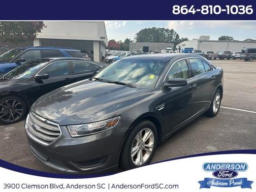 2018 Ford Taurus SE