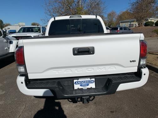 2022 Toyota Tacoma TRD OFF ROAD