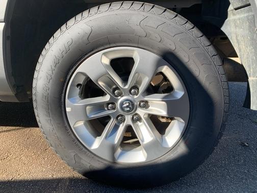 2024 RAM 1500 LARAMIE