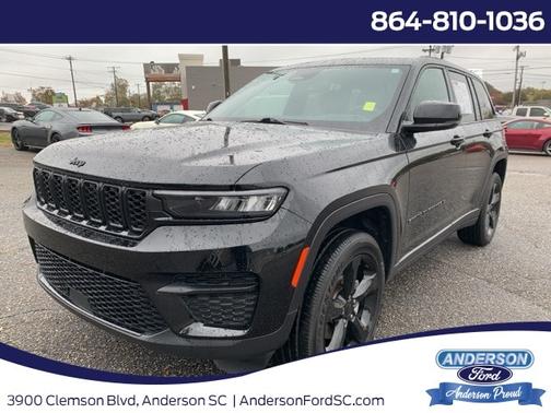 2024 Jeep Grand Cherokee LAREDO