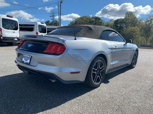 2020 Ford Mustang ECOBOOST PREMIUM