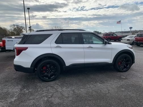 2024 Ford Explorer ST