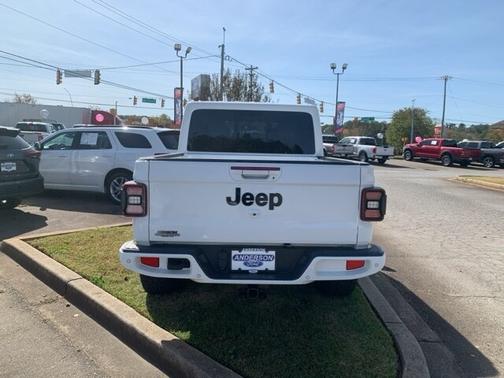2021 Jeep Gladiator OVERLAND
