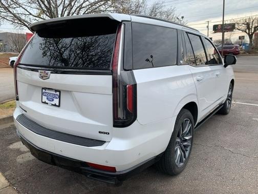 2022 Cadillac Escalade SPORT