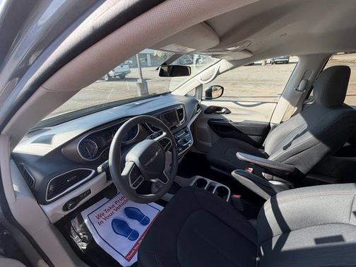 2018 Chrysler Pacifica LX