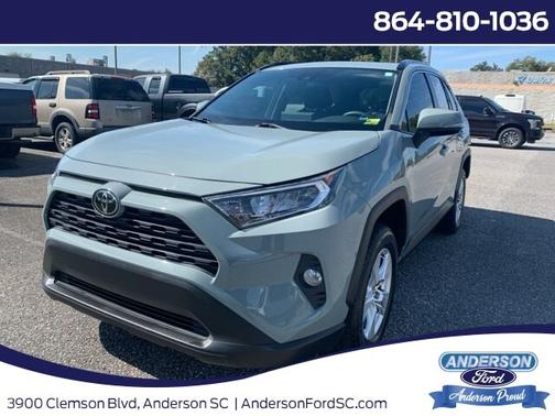 2020 Toyota RAV4 XLE