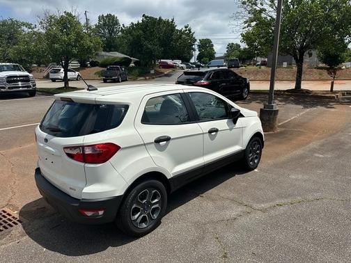 2020 Ford EcoSport S