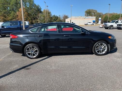 2019 Ford Fusion SEL
