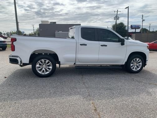 2022 Chevrolet Silverado 1500 Limited CUSTOM