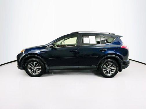 2017 Toyota RAV4 Hybrid XLE