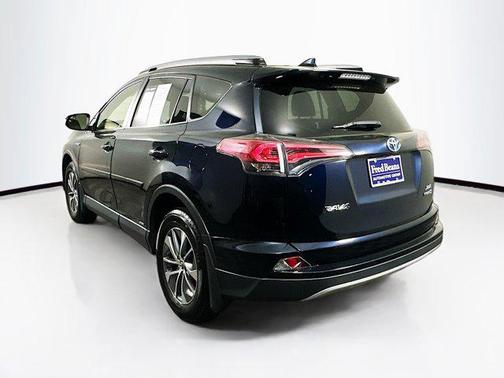 2017 Toyota RAV4 Hybrid XLE