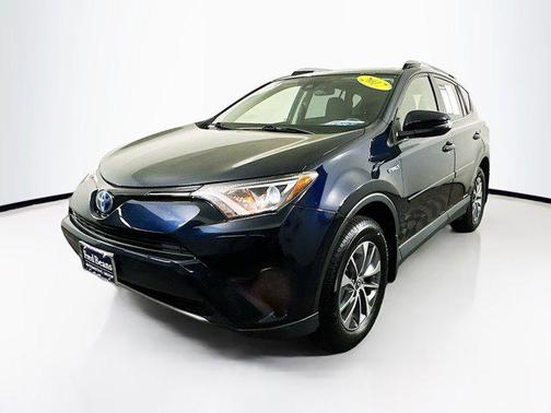 2017 Toyota RAV4 Hybrid XLE