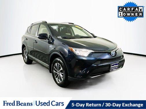 2017 Toyota RAV4 Hybrid XLE