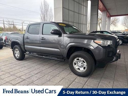 2022 Toyota Tacoma SR