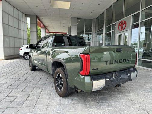 2022 Toyota Tundra SR5