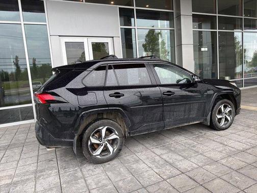 2022 Toyota RAV4 Prime SE