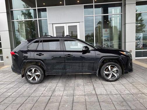 2022 Toyota RAV4 Prime SE