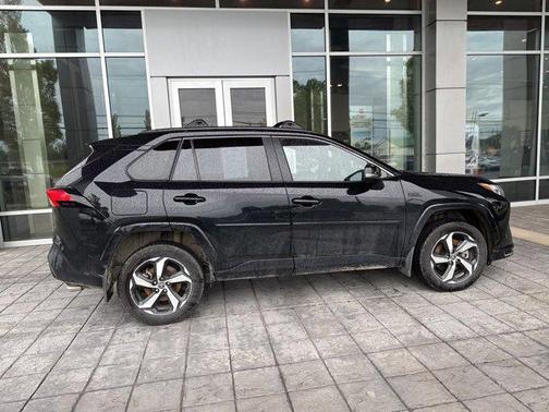 2022 Toyota RAV4 Prime SE