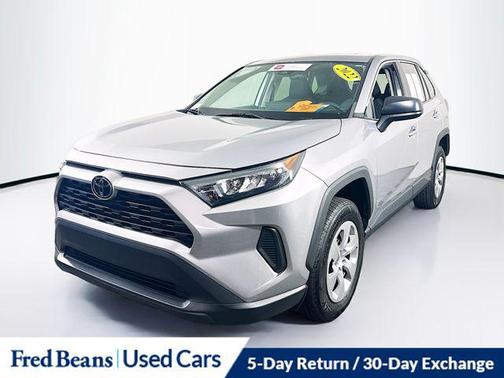 2022 Toyota RAV4 LE