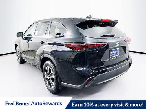 2025 Toyota Highlander XLE