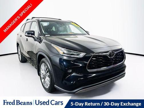 2023 Toyota Highlander Platinum