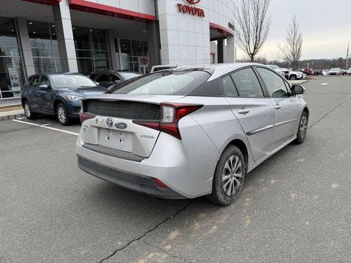 2019 Toyota Prius LE