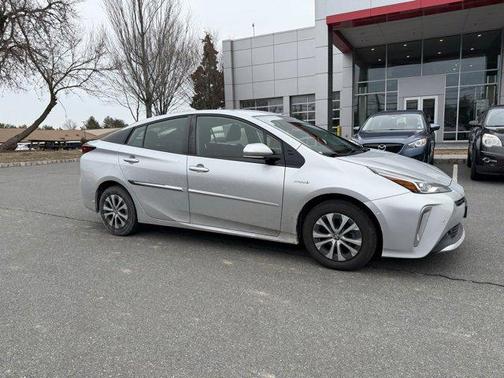 2019 Toyota Prius LE