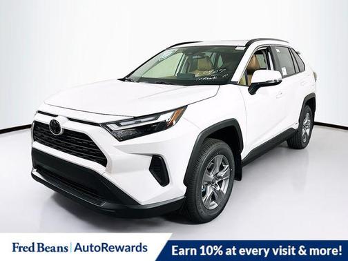 2025 Toyota RAV4 Hybrid XLE