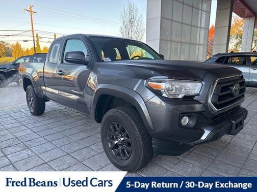2022 Toyota Tacoma SR5