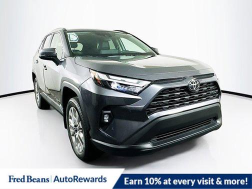 2025 Toyota RAV4 XLE Premium