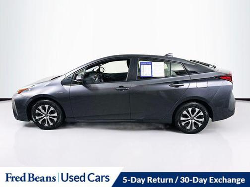 2022 Toyota Prius XLE
