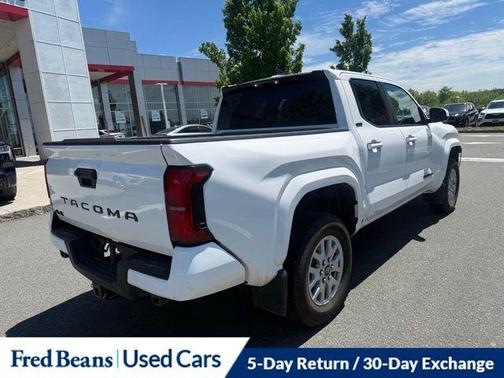 Ice Cap 2025 Toyota Tacoma SR5