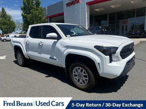 Ice Cap 2025 Toyota Tacoma SR5