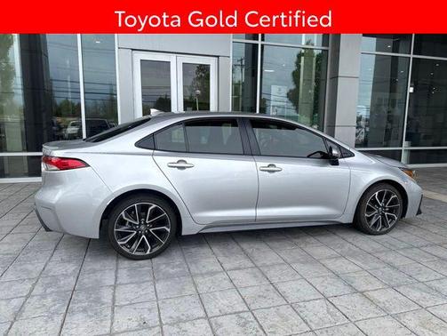 Classic Silver Metallic 2022 Toyota Corolla SE